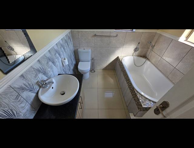 3 BEDROOM HOUSE FOR SALE IN SAFARI GARDENS